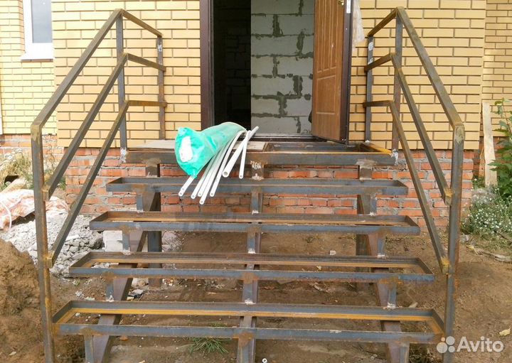 Сварщик,сварочные работы. лестницы.заборы навесы