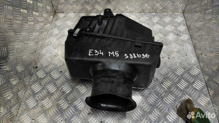 Корпус воздушного фильтра BMW5 E341990