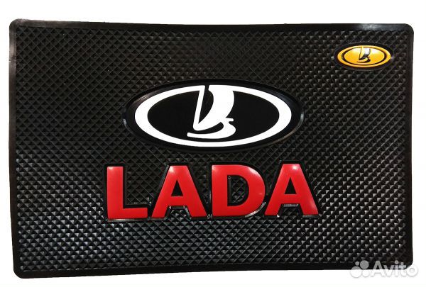 Коврик на панель авто