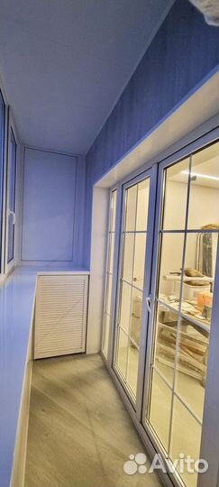 Остекление и отделка балконов / лоджий современно