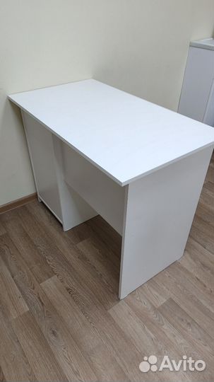 Письменный стол