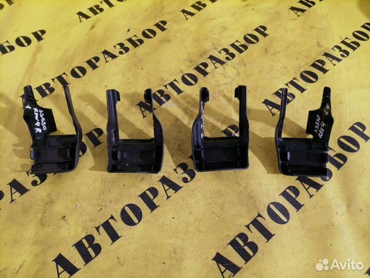 Накладка переднего сиденья Toyota Rav4 40