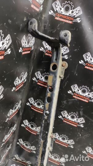 Кронштейн радиатора Ford Focus II Форд Фокус 2 2.0