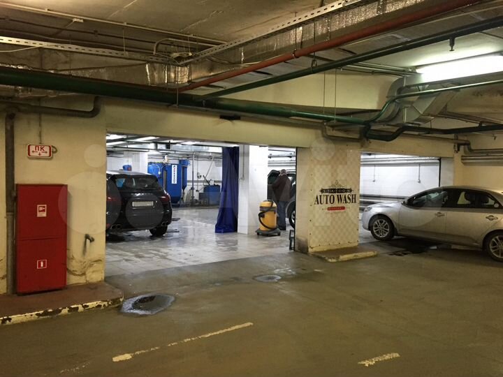 Машиноместо, 12 м²