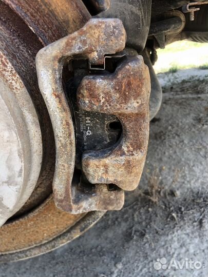 Суппорт задний левый range rover vogue 4.2