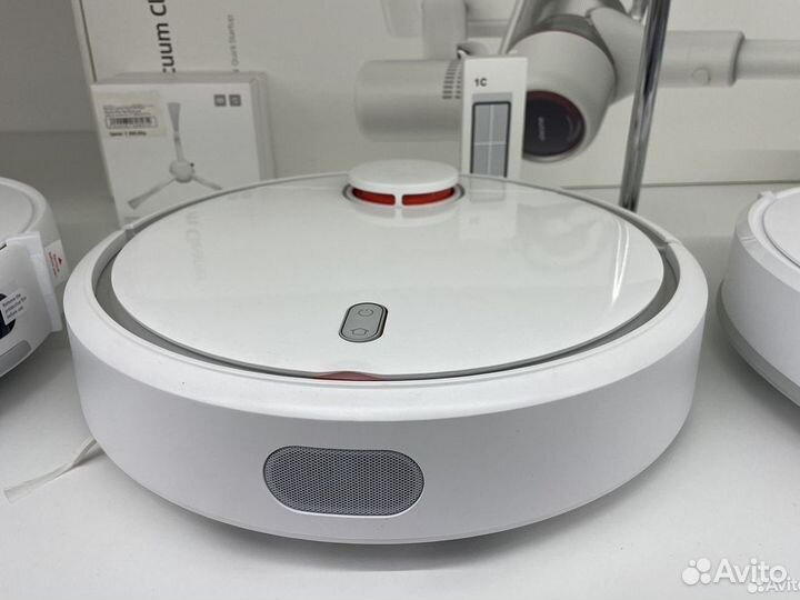 Робот пылесос xiaomi Robot Vacuum Cleaner R02RR