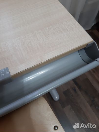 Продам парту и стул для школьника регулируемые