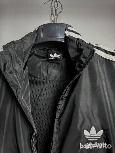 Ветровка Adidas x Balenciaga