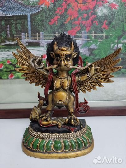 Статуэтка Будда Гаруда - царь птиц