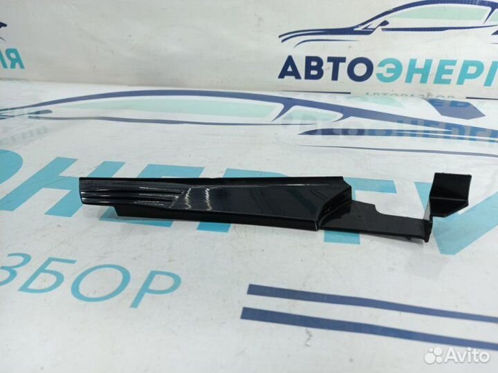 Накладка крыла передняя правая Opel Astra H седан