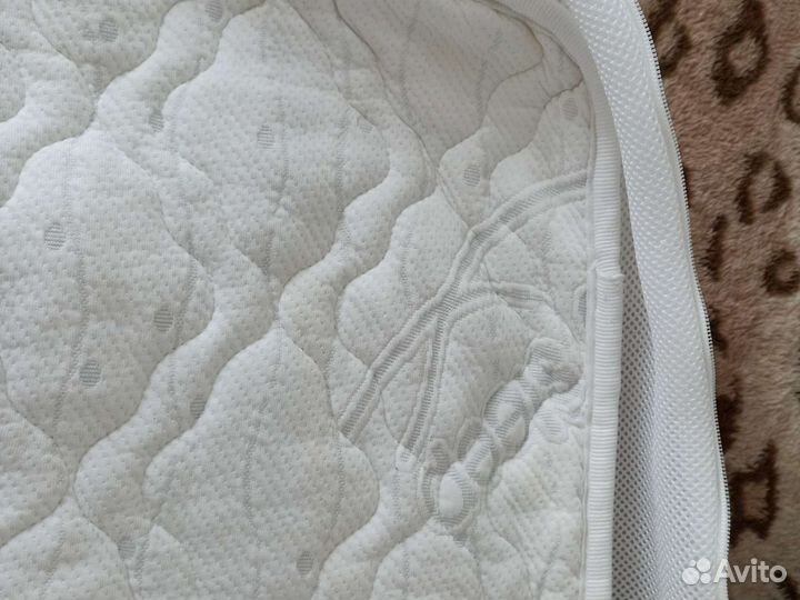 Чехол на детский матрас