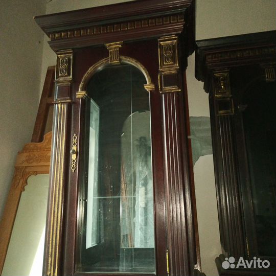 Старинная мебель из массива