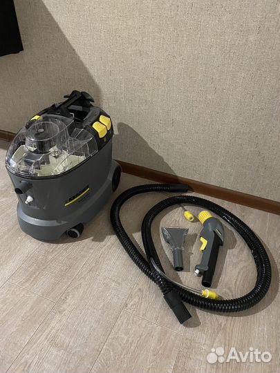 Моющий пылесос karcher Puzzi 8/1 C