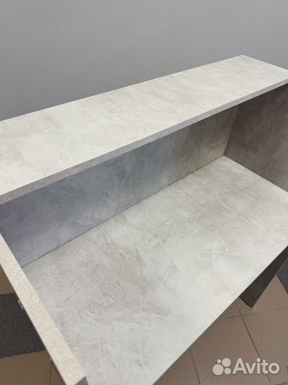 Стойка ресепшн