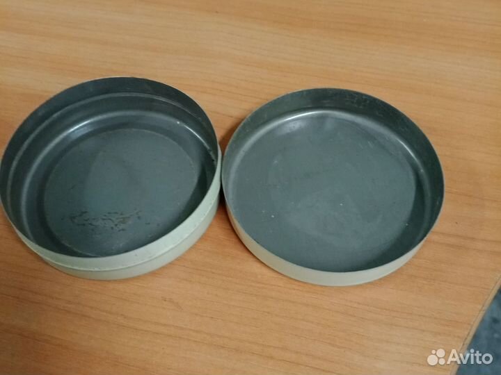 Баночка жестяная (СССР)