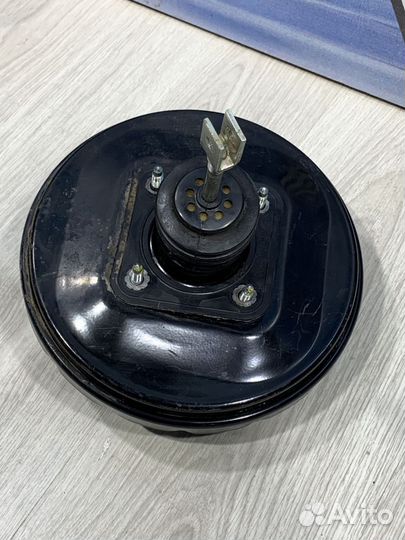 Вакуумный усилитель Усилитель тормозов Вакуумник L