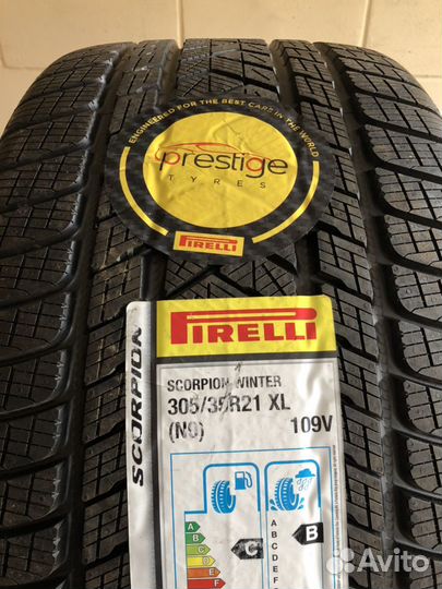 Pirelli Scorpion Winter 305/35 R21 и 275/40 R21