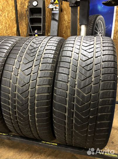 Pirelli Winter Sottozero 3 245/40 R20 и 285/35 R20 104V
