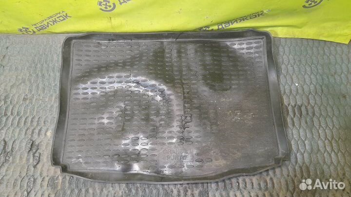 Коврик багажника Skoda Fabia 2 CGP 1.2 2014