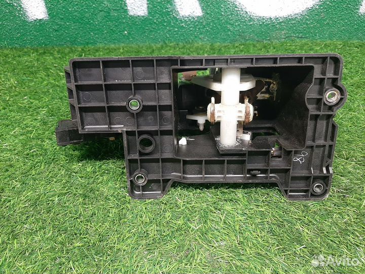 Селектор АКПП на Mitsubishi Outlander 1