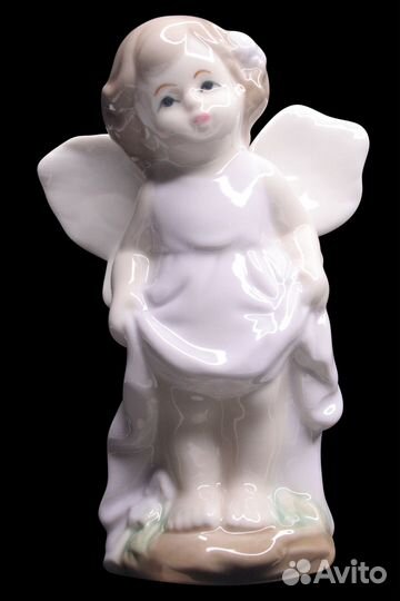 Фарфоровая статуэтка - Девочка ангел