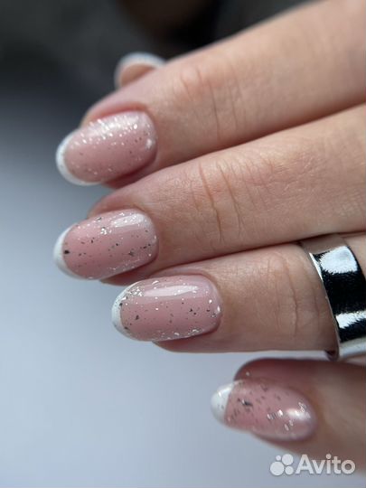 Мастер маникюра и педикюра