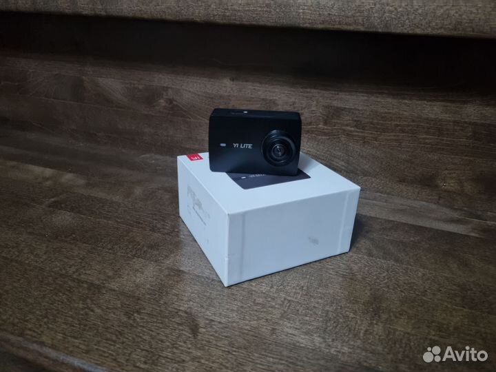 Экшн камера xiaomi yi lite