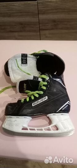 Хоккейные коньки bauer