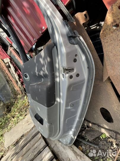 Дверь renault scenic