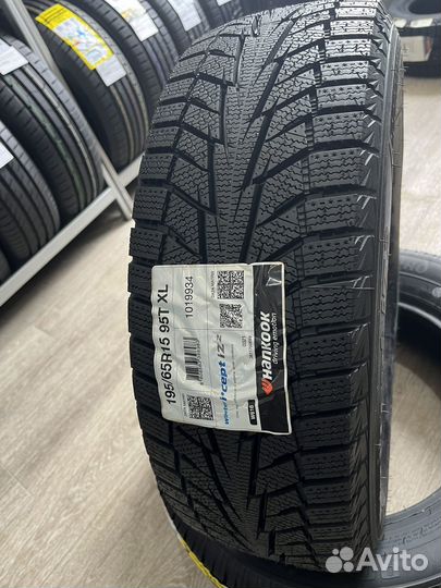 Hankook Winter I'Cept iZ 2 W616 195/65 R15 95T