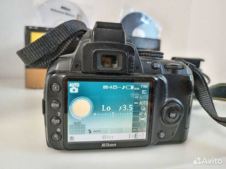 Зеркальный фотоаппарат nikon d3000