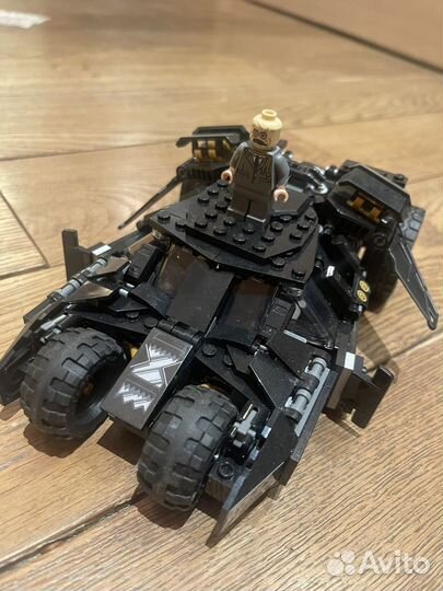 Lego DC Batman Batmobile Tumbler DC 76239