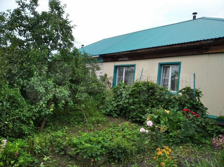 Дом 44 м² на участке 6 сот.