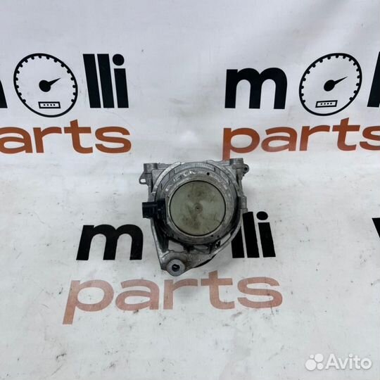 Подушка двигателя левая Audi A6 C8 2021