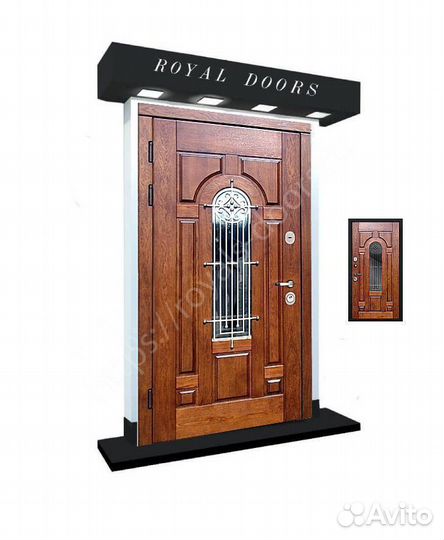 Парадная металлическая дверь