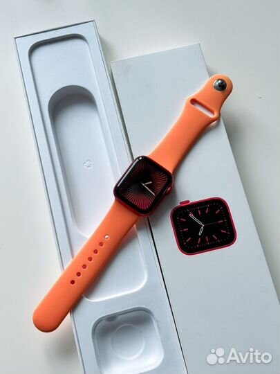 Apple Watch 6 40mm Red, 2 месяца б/у 99 Акб