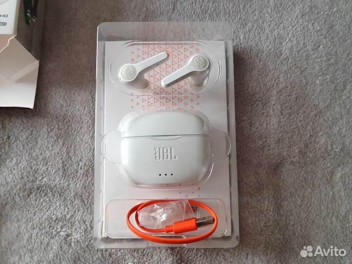 Беспроводные наушники jbl tune 215 tws