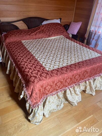 Шторы и покрывало