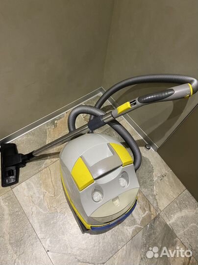 Пылесос karcher с Аквафильтром