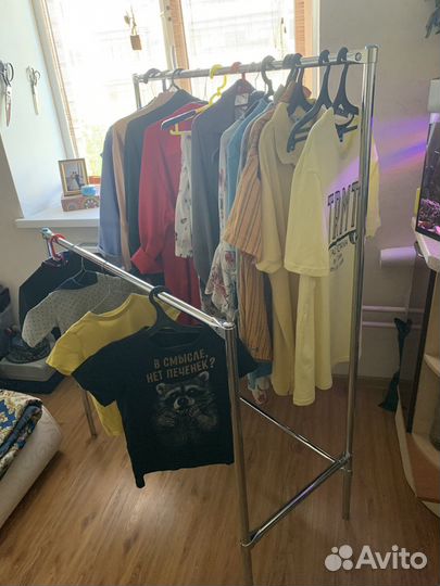 Вешалка для одежды напольная