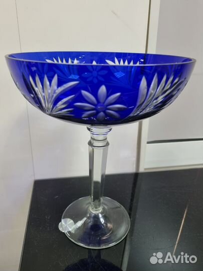 Ваза кобальт-фруктовница. хрусталь. резьба. сс