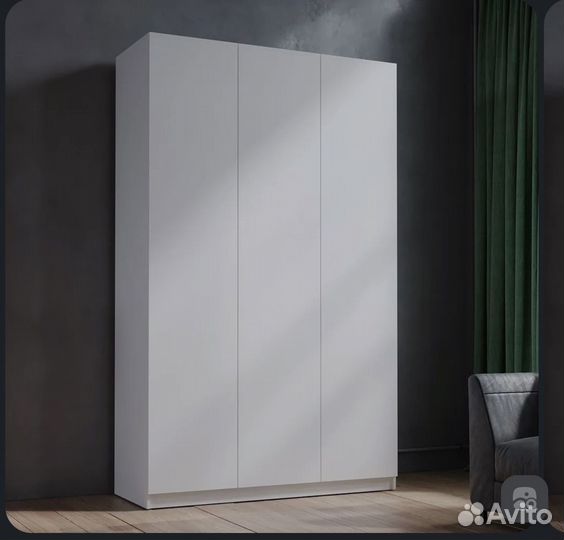 Шкаф для одежды белый