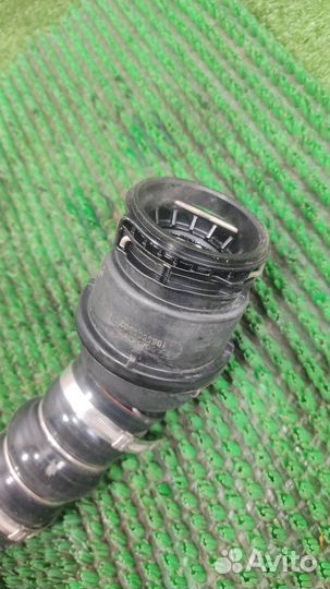 Патрубок интеркулера Renault Duster 2017