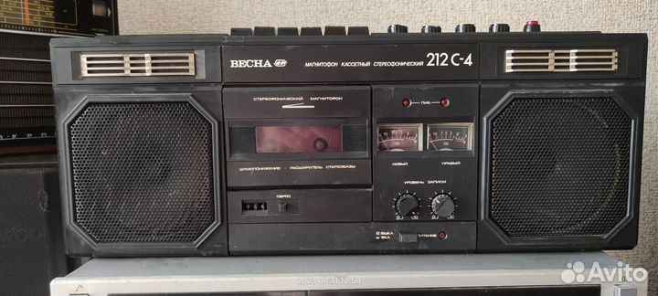 Кассетный магнитофон Весна 212С-4