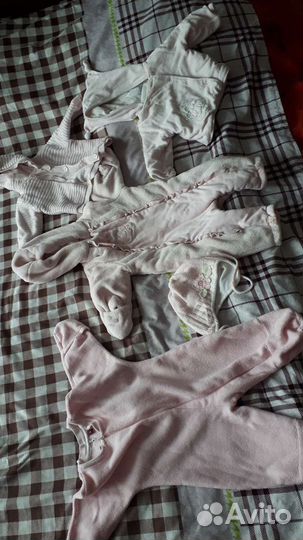 Кмбинезоны, кофты, шапочка