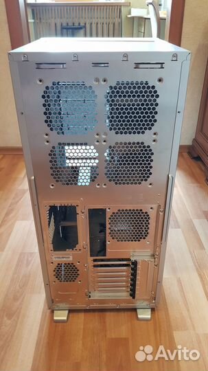 Корпус Thermaltake Mozart Tx