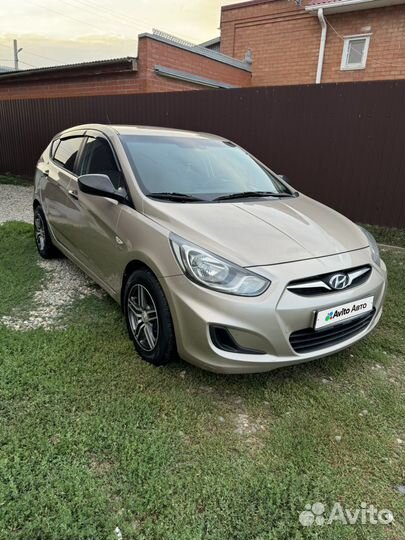 Hyundai Solaris 1.6 МТ, 2014, 175 250 км