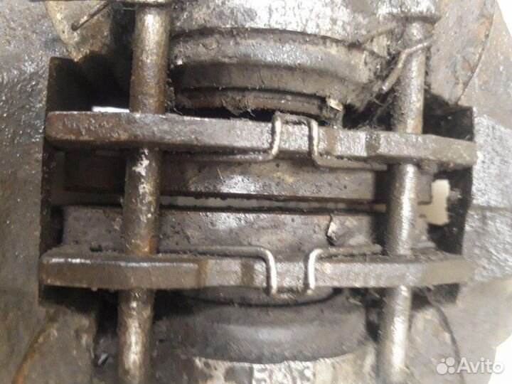 Суппорт левый LADA 2101