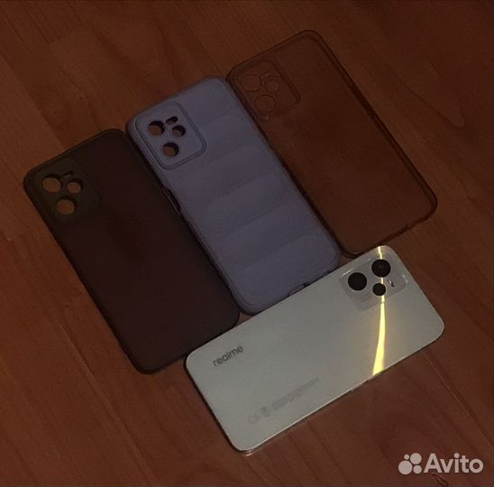 Телефон realme с35