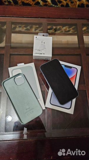 iPhone 14, 256 ГБ